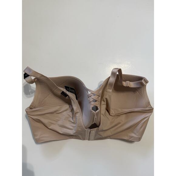 Torrid 360 Back Smoothing Push Up Plunge Bra Nude Beige Size 42DD NWT - Picture 2 of 5